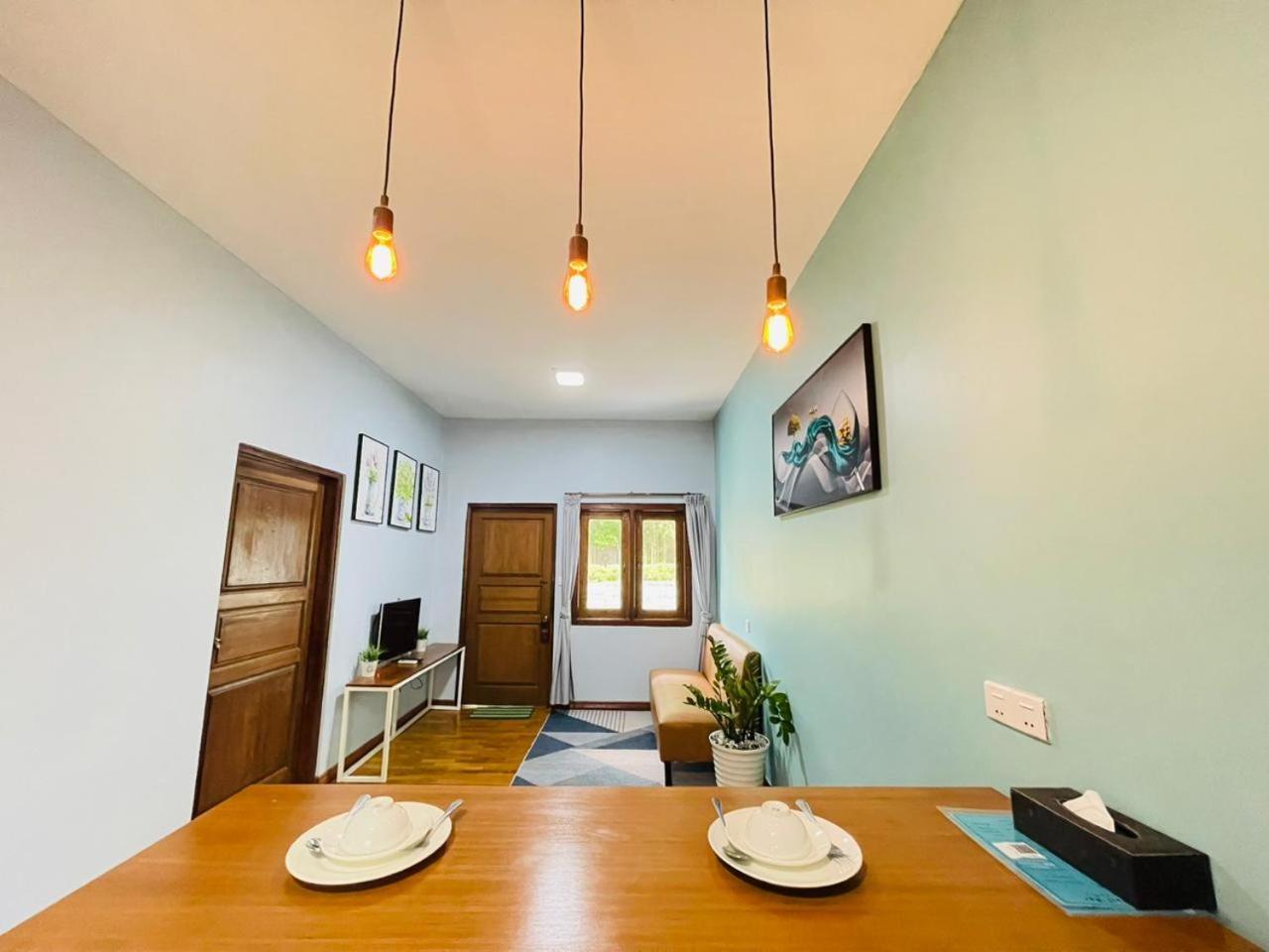 Wh Hotel & Service Apartment Thanlyin Extérieur photo
