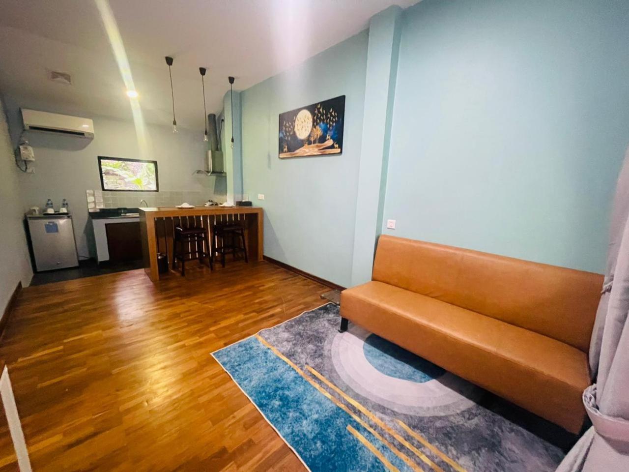 Wh Hotel & Service Apartment Thanlyin Extérieur photo