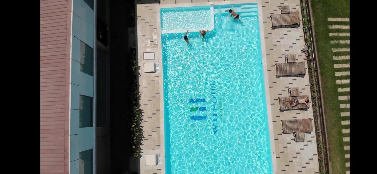 Wh Hotel & Service Apartment Thanlyin Extérieur photo